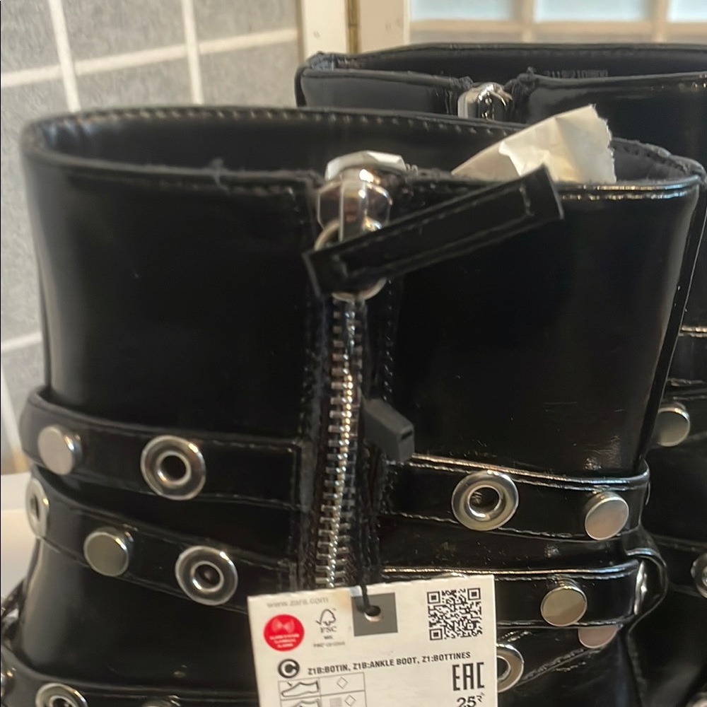 Zara Black Ankle Boots with Buckle Detail - Picture 8 of 8